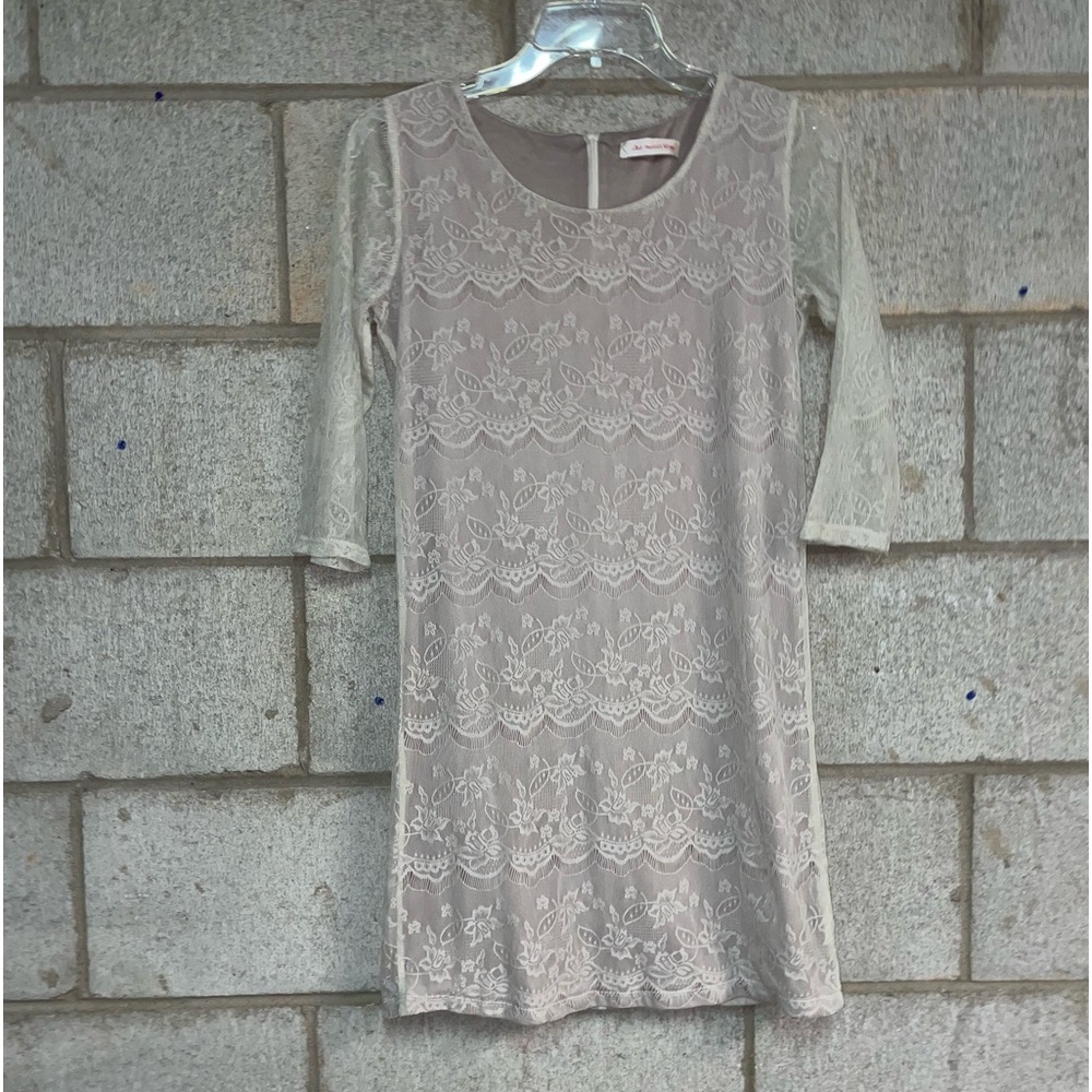 ✨beautiful lace mini dress✨